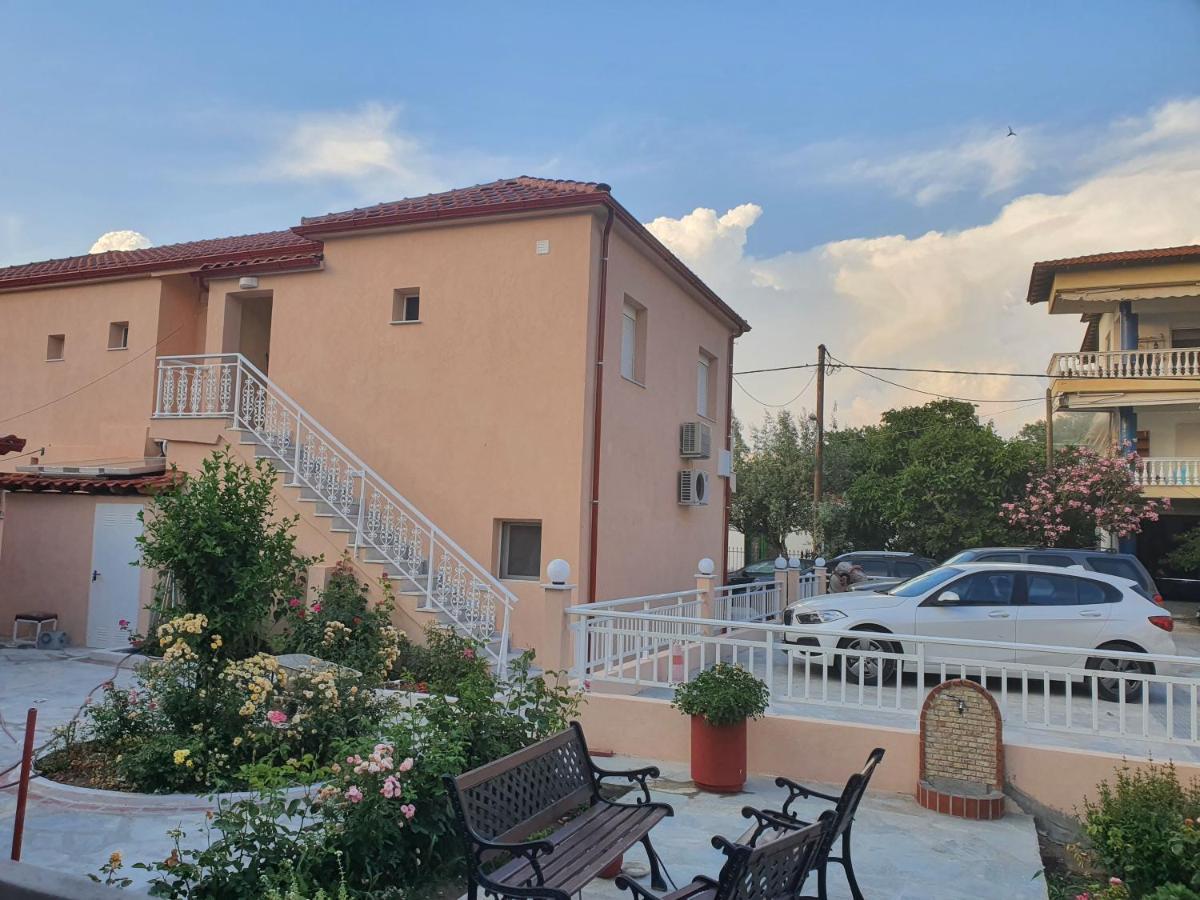 Ferienwohnung Casa Al Mare 2 Peraía Exterior foto